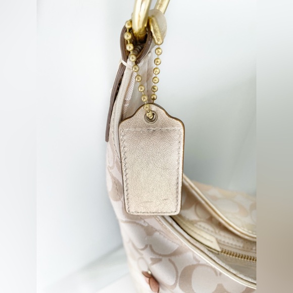 Coach Floral Hobo Bag - Picture 12 of 16